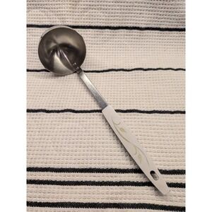 Vintage Stainless Steel Gravy Ladle White Gold Wheat Pattern Dual Spout USA Made